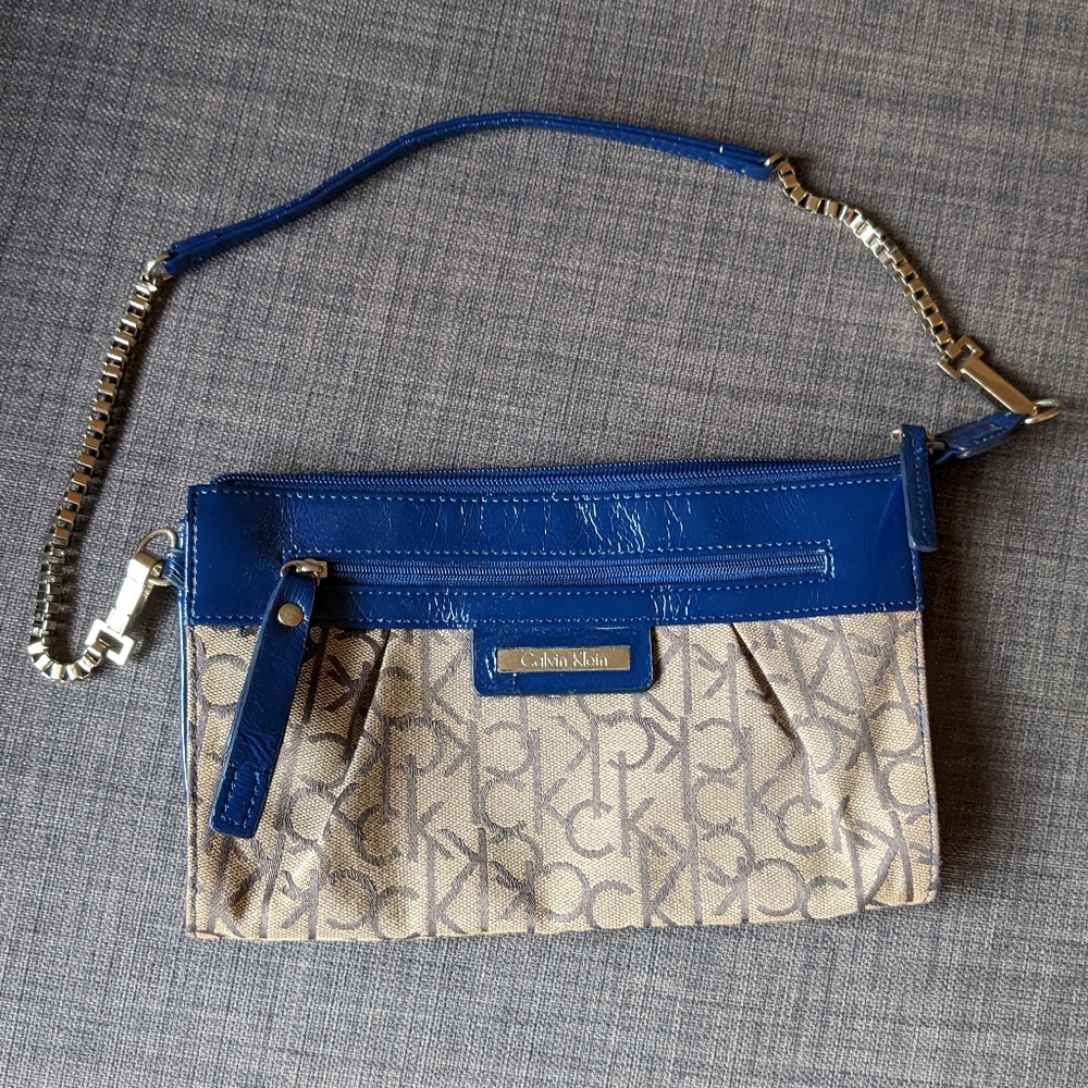 Calvin Klein Blue 💙 Logo Small Shoulder Bag